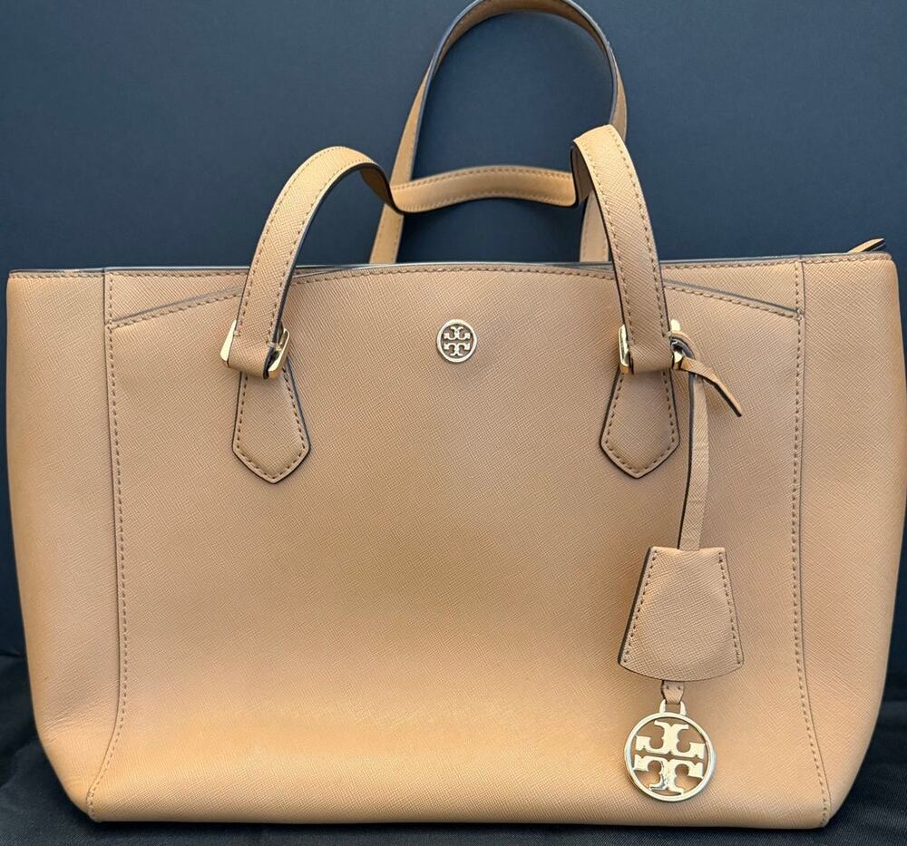 Tory Burch Robinson Saffiano Leather Tote Bag Tan Cardamom Gold Hardware 12x9.5”